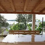 Kucica Uz Apartamento