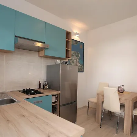 Kucica Uz Apartment *